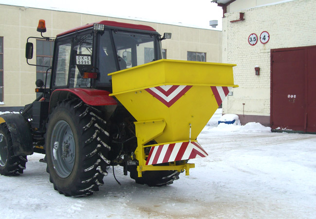 Пескосолераспределитель ОРС-24 (1М3) - купить на трактор МТЗ