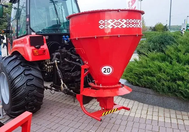 Разбрасыватель песка (удобрений) РП-500-01 - купить на трактор МТЗ