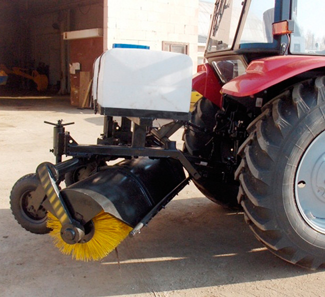 Щеточное оборудование БЛ-2500 (с системой орошения) - купить на трактор МТЗ