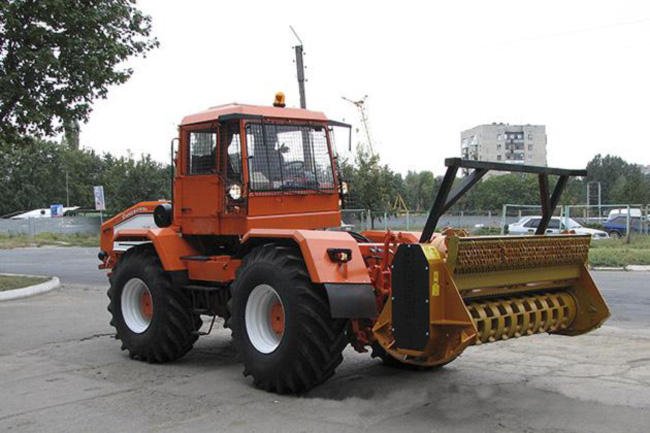 Купить трактор колесный промышленный для лесного хозяйства ХТА-208.1Р, цены