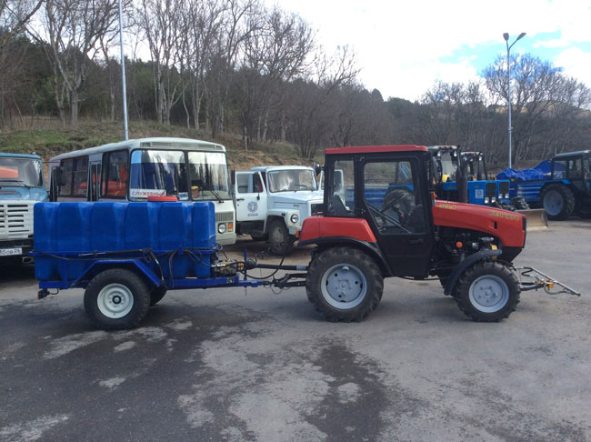 Прицеп к трактору Беларус - 320 с поливомоечным оборудованием высокого давления - купить на трактор МТЗ