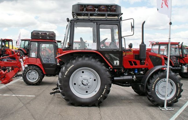 Купить трактор Беларус-421, цены