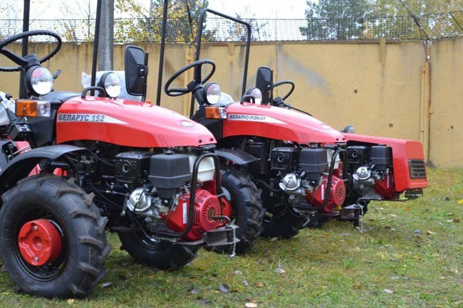 Купить трактор малогабаритный Беларус-152, цены