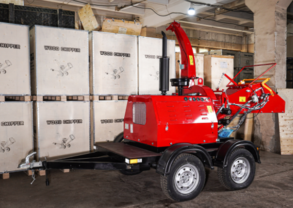 Прицепной дизельный измельчитель веток с двигателем 50 л.с. | DH-50 с гидроподачей