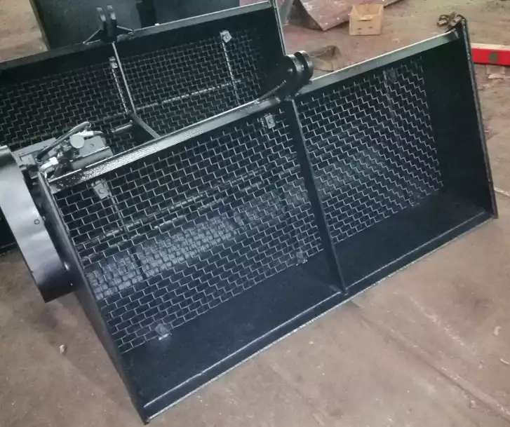 Пескоразбрасыватель ковшевой ПР-1,6 навесной на МТЗ  (разбрасыватель песка)