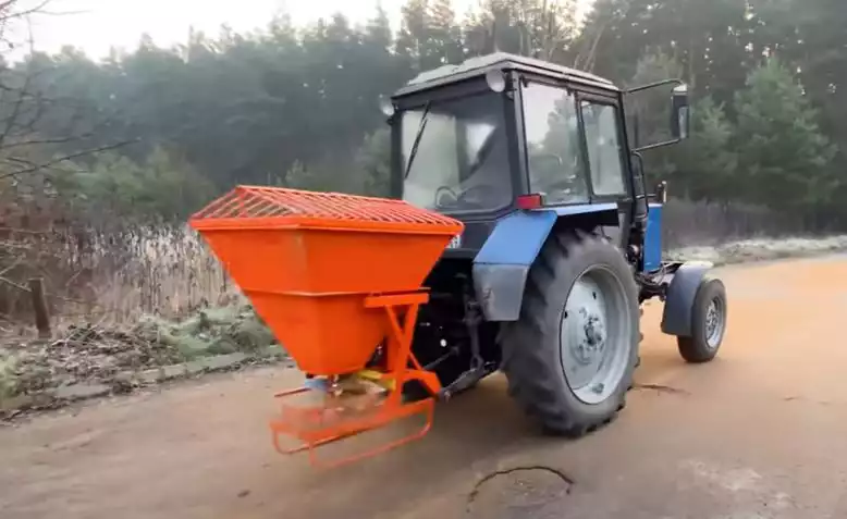 РАЗБРАСЫВАТЕЛЬ ПЕСКА А-116-01 «ГИДРО» 