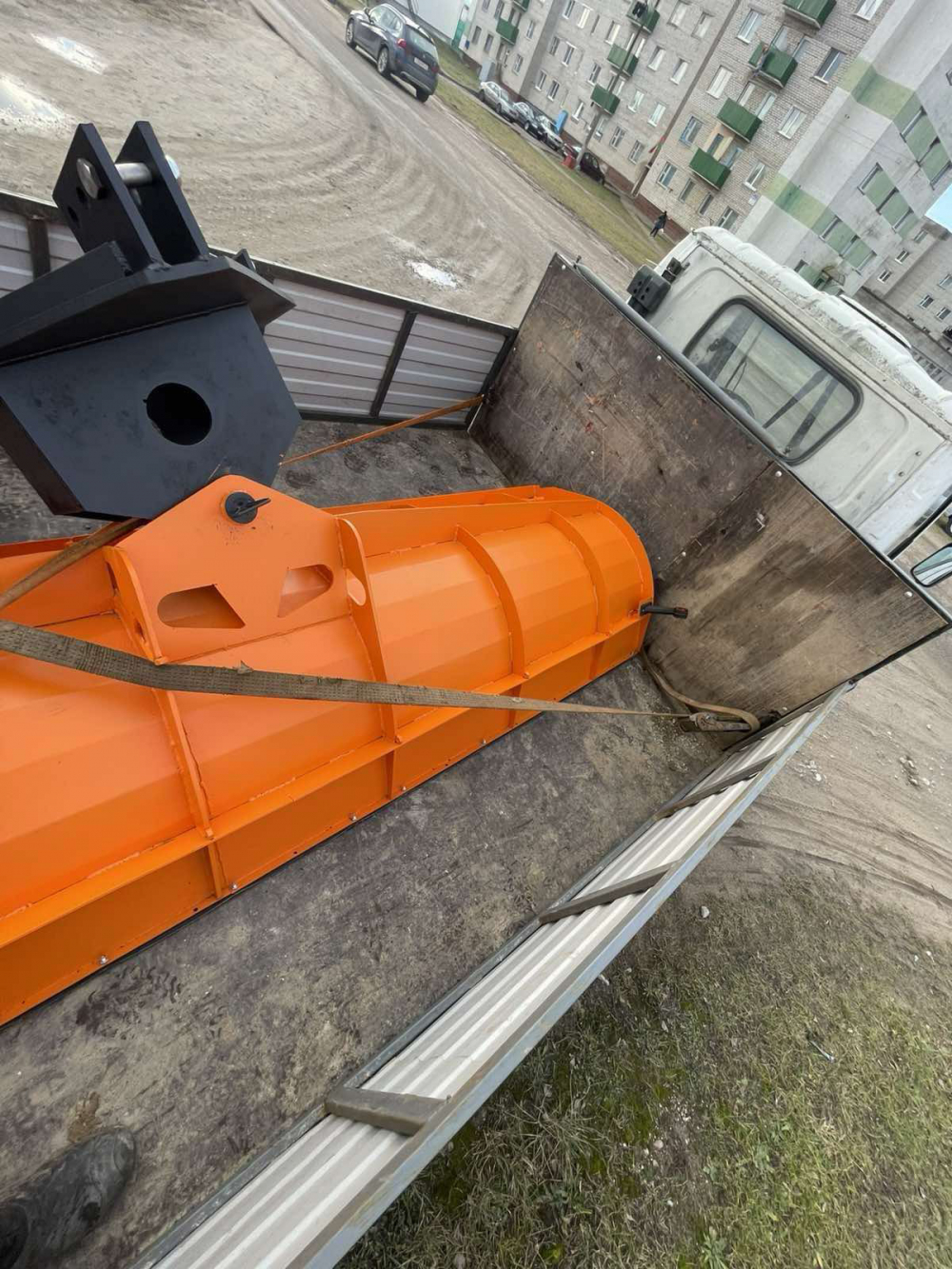 Отвал снежный ОСП-3.1 к трактору МТЗ - 2022.3