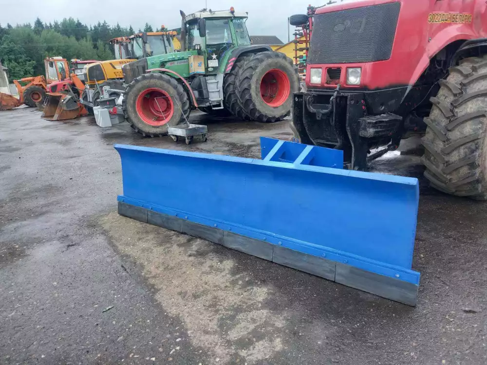 Отвал коммунальный снегоуборочный гидроповоротный ДТМ-01-01-01F к МТЗ-3022/3522