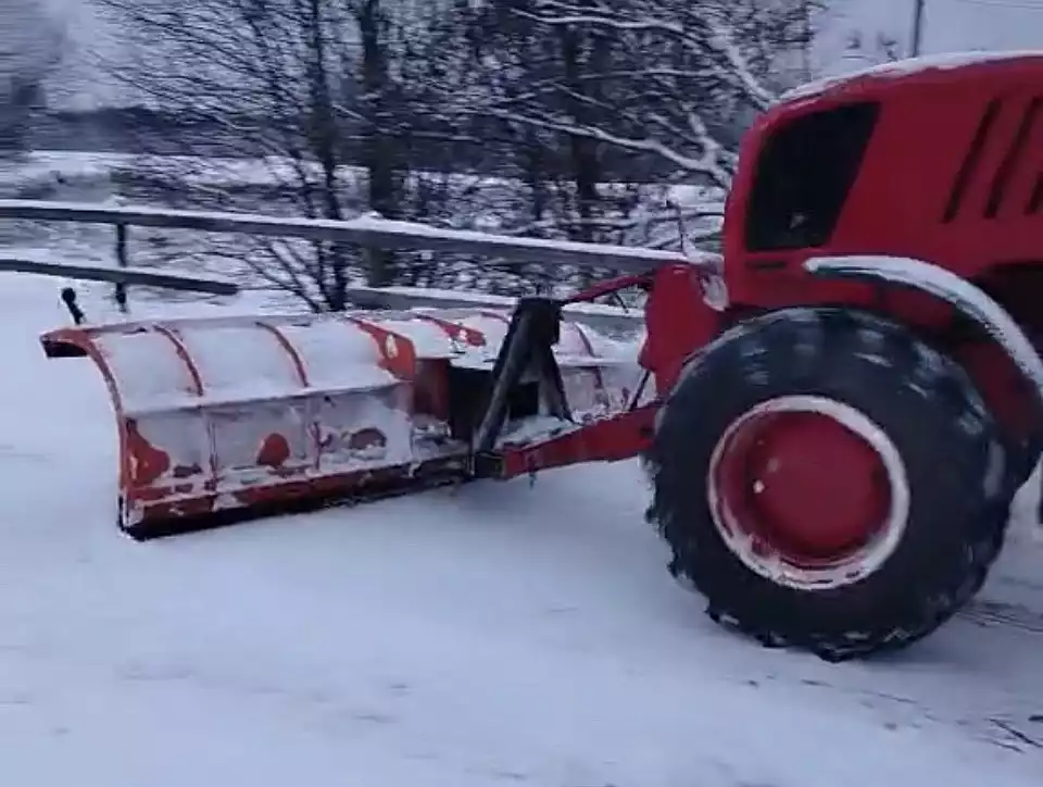 Отвал снежный ОСП-3.1 к трактору МТЗ - 2022.3