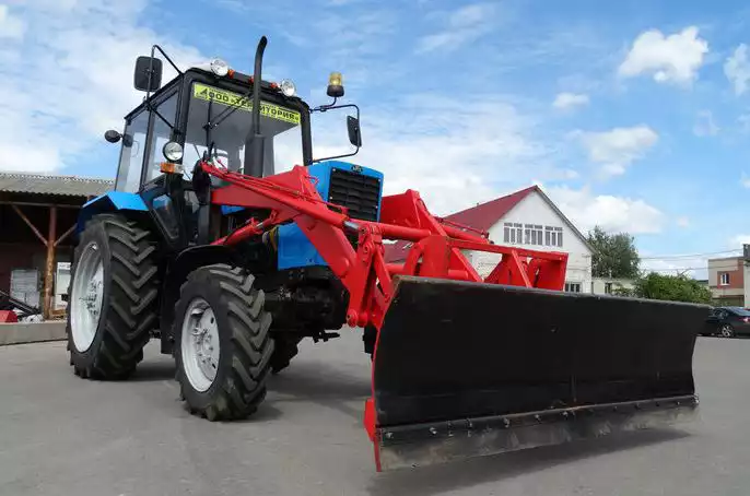 Отвал коммунальный (снежный) гидроповоротный  на КУН МТЗ