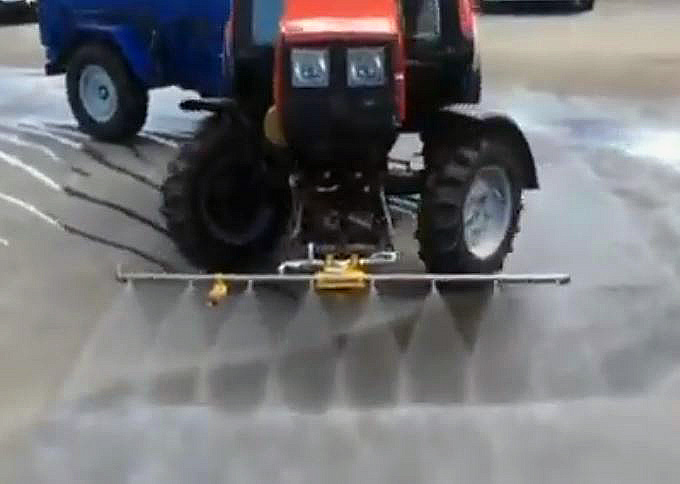 Прицеп к трактору ПККД-20 с поливомоечным оборудованием высокого давления