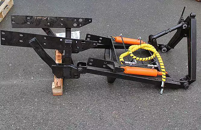 Навеска универсальная НУ-2 агрегатируется с тракторами BELARUS 82.1/82.3/92П/952.3/1021.3/1025.3/1220.3