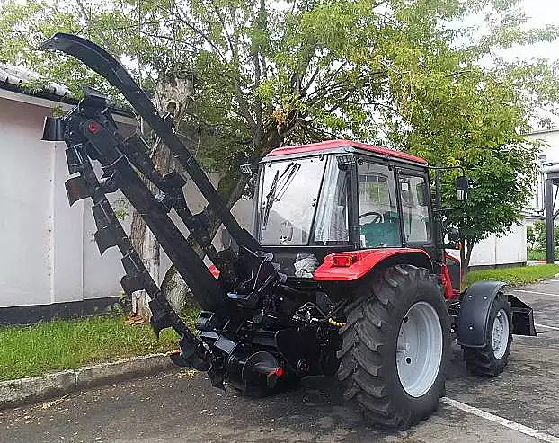 Траншеекопатель цепной универсальный ТЦУ-1600 (ЭЦУ) на базе трактора "Беларус -92П" (зимний, летний рабочий орган)