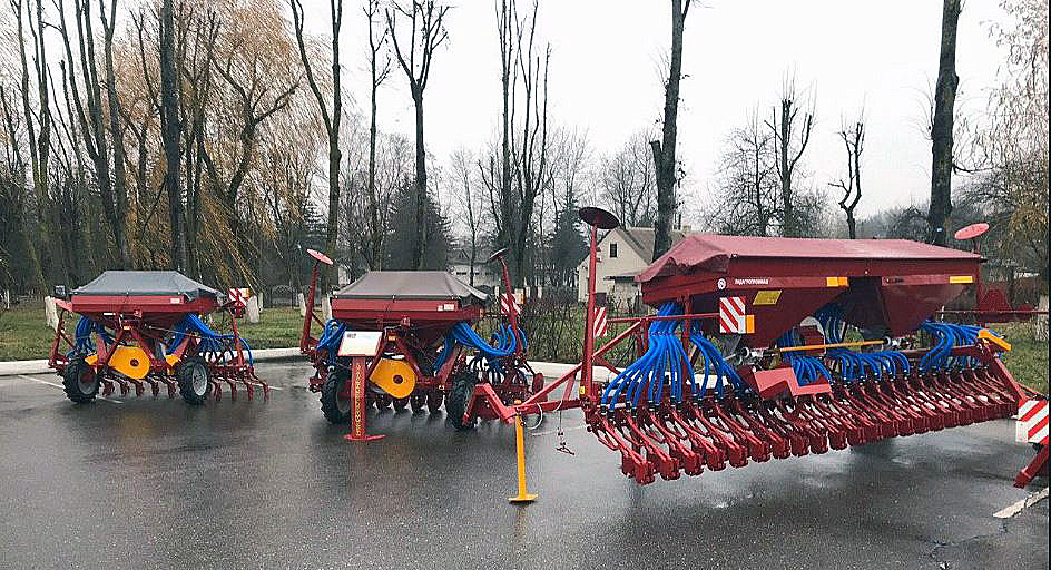 Сеялки пневматические универсальные СПУ