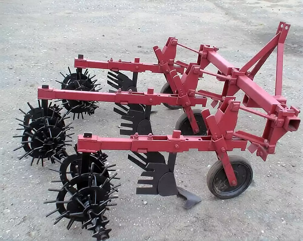 Культиватор для междурядной обработки почвы КОН-1,4А (для обработки 2-рядных посадок картофеля) (к Т-25, Т-30, МТЗ-320)