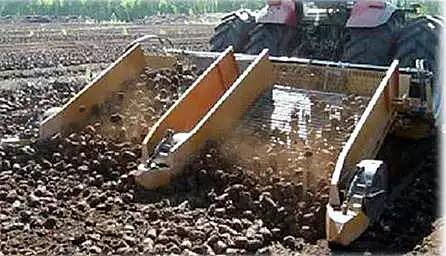 Валкователь кускового торфа КТВ-1