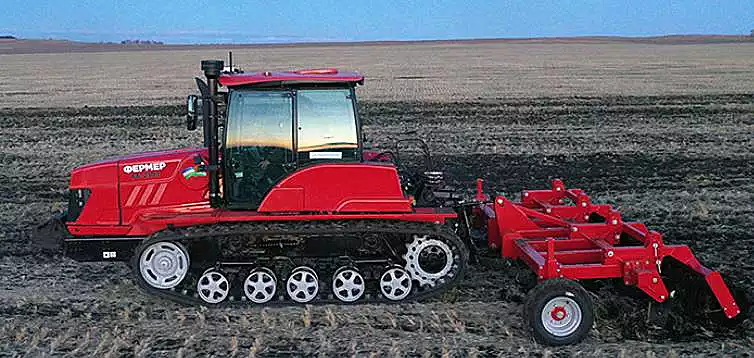 Трактор гусеничный Belarus-2103