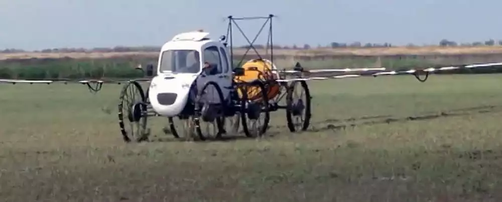 Самоходный опрыскиватель ОР «ROSA» для рисовых чеков