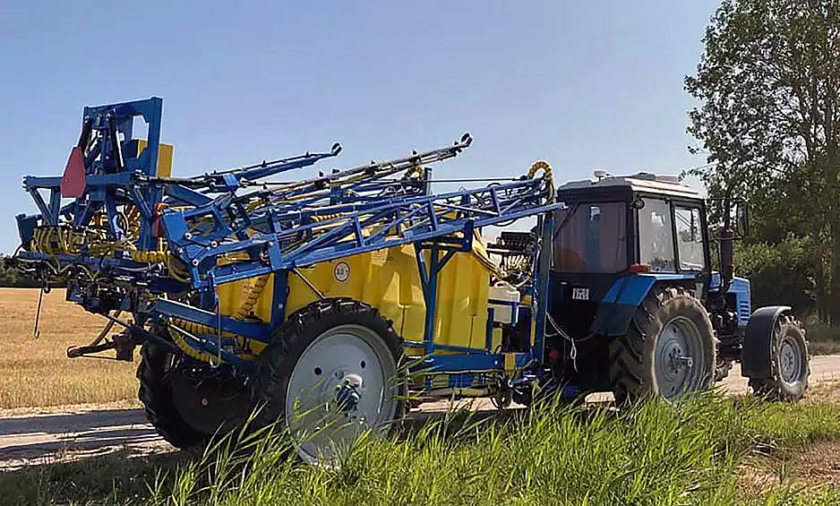 Опрыскиватель ОП-3000