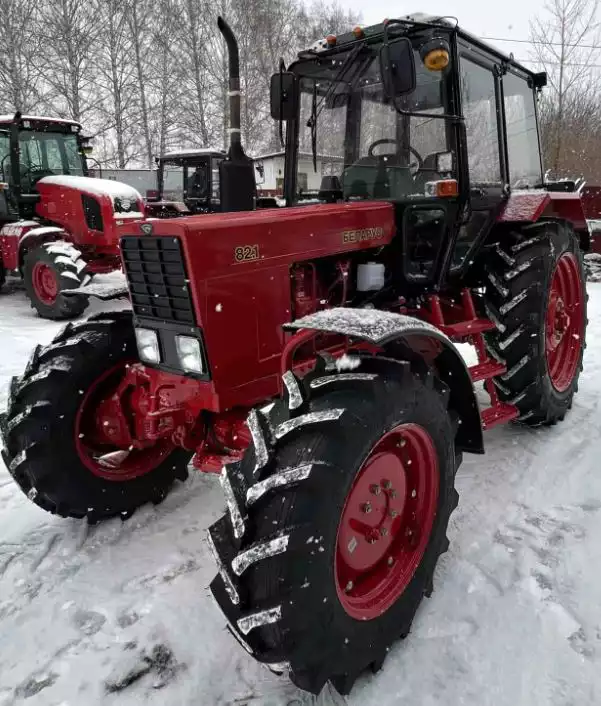 Трактор  "BELARUS-82,1-23/12-23/32"