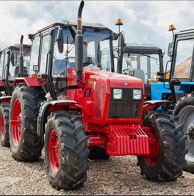 Трактор Беларус-1221.3