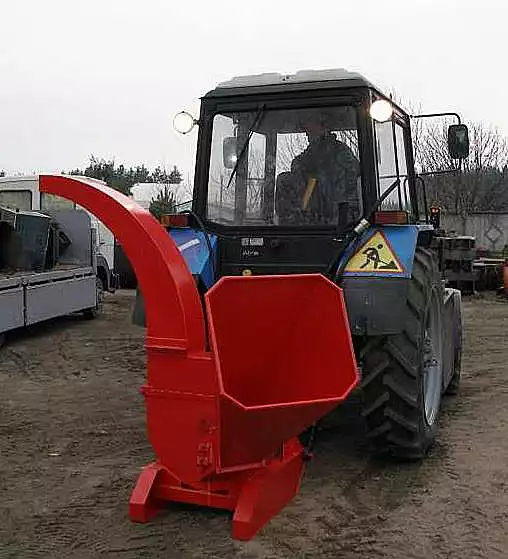 Измельчитель веток и древесины ЕМ 160 на МТЗ 82