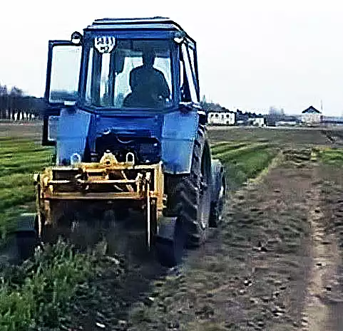 Скоба выкопочная навесная с виброотряхивателем СВН-1,3В 