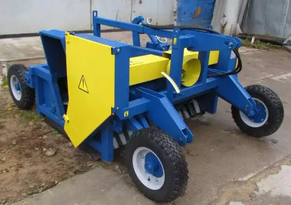 Ботвоудалитель БТУ-1,4