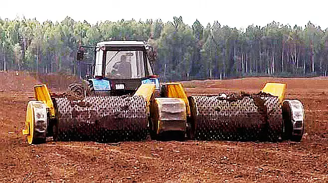 Машина для сбора  пней 