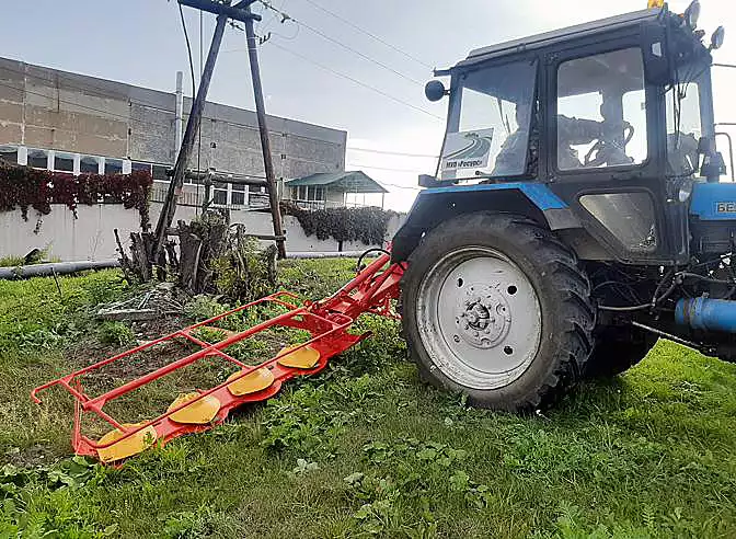 Косилка роторная навесная КРН -2,1И  Дорожная 