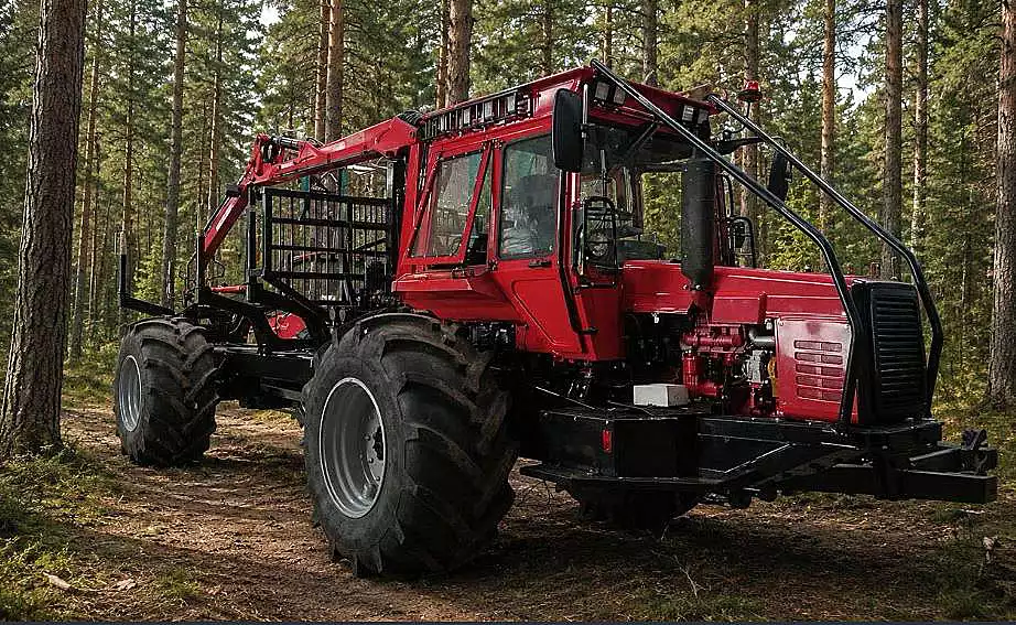 Форвардер BELARUS МЛПТ-344 Машина лесная погрузочно-транспортная