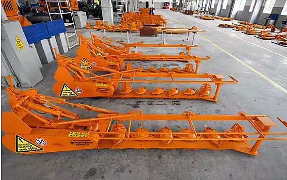 Косилка ротационная навесная АС-1-02 ( ширина 2,6м.; 6 роторов)