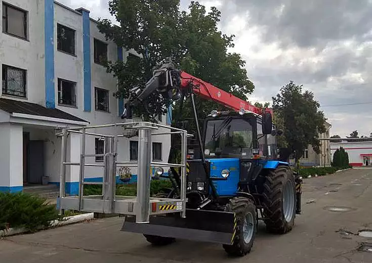 Подъемник монтажный специальный BELARUS ОПТ-9195