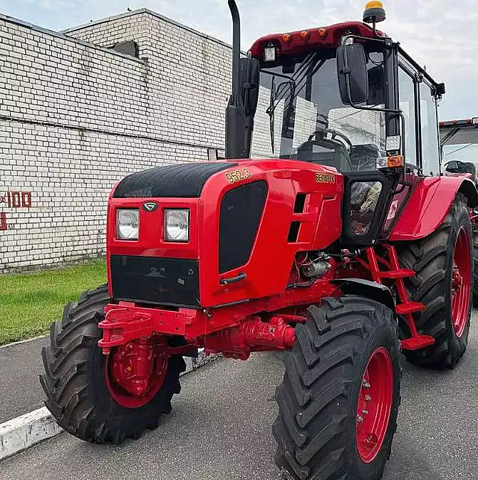 Трактор Беларус - 952.3 - 091