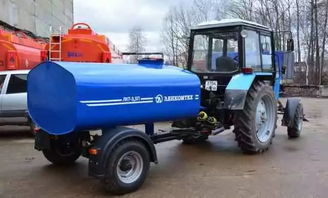 Полуприцеп поливомоечный ЛКТ-3,5П