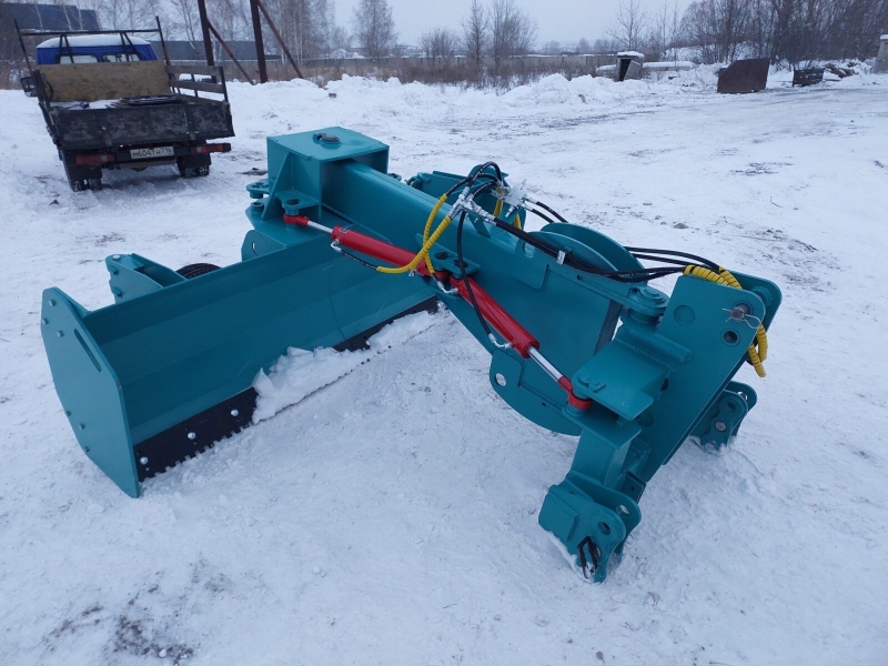 Грейдерный отвал на Кировец 4м