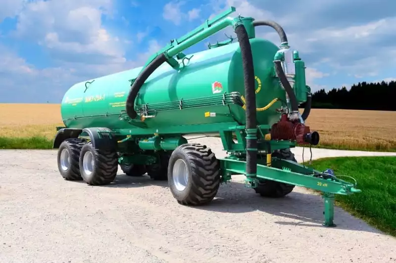 Машина для внесения жидких органических удобрений МЖУ-20А