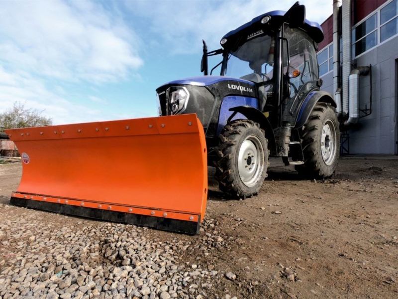 Универсальный отвал на трактор LOVOL 604