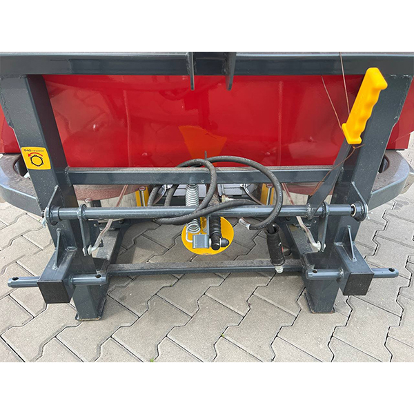 Разбрасыватель удобрений РУМ-800 усиленный с садовой приставкой тентованный