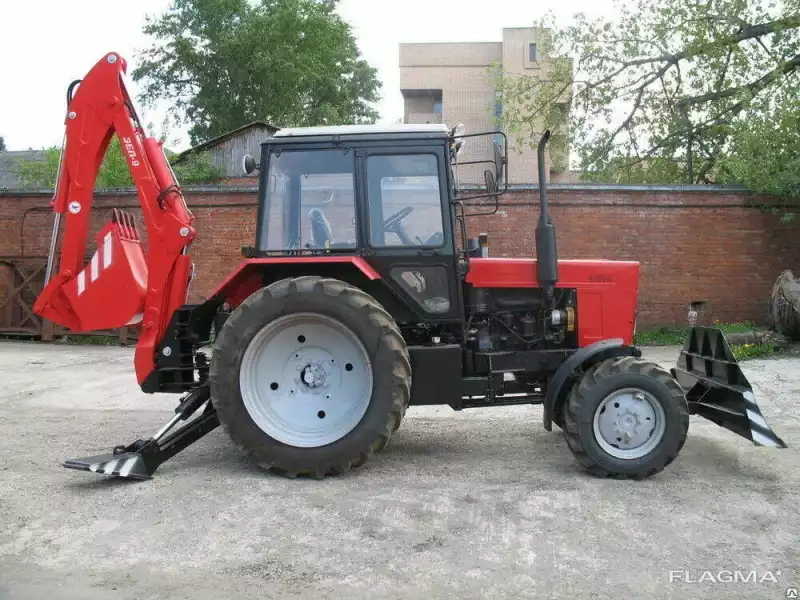 Экскаватор-бульдозер на базе МТЗ-82.1 с г/п отвалом