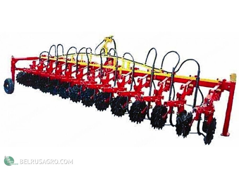 Культиватор для междурядной обработки почвы УСМК-5,4 с устройством АВПУ-12