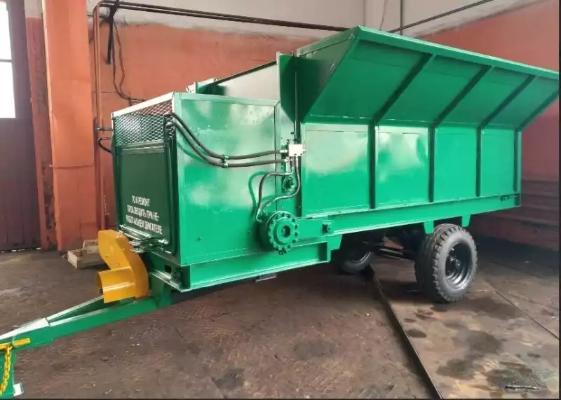 Прицеп для внесения опилок МВО-5