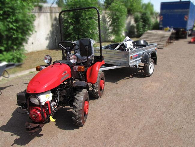 Трактор малогабаритный Беларус-152