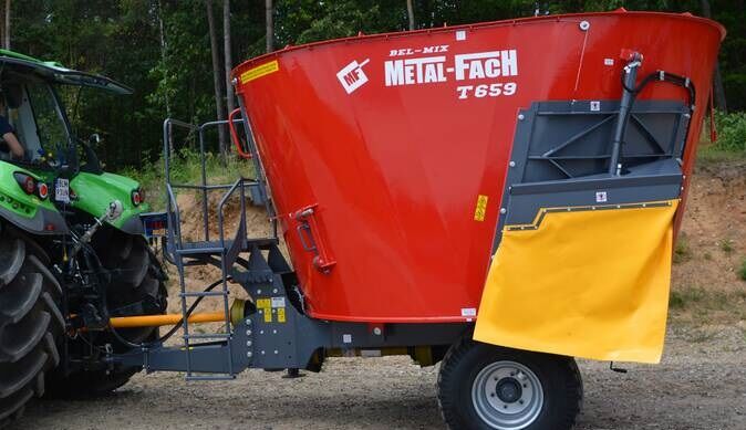Кормораздатчик Metal Fach T-659 (12 м.куб., производство ЕС)