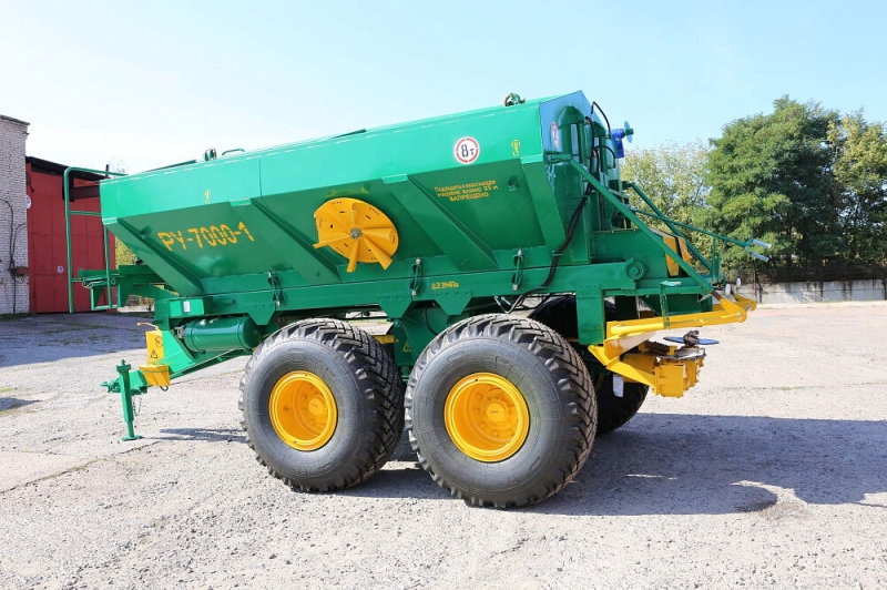 Распределитель минеральных удобрений РУ-7000-1