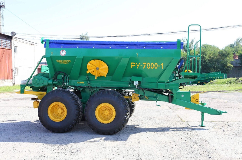 Распределитель минеральных удобрений РУ-7000-1