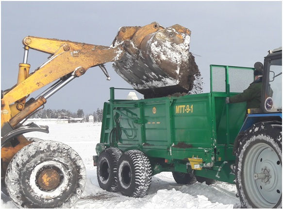Машина для внесения твердых органических удобрений МТТ-9-1