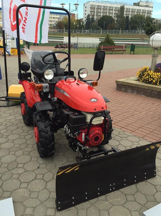 Трактор малогабаритный Беларус-152