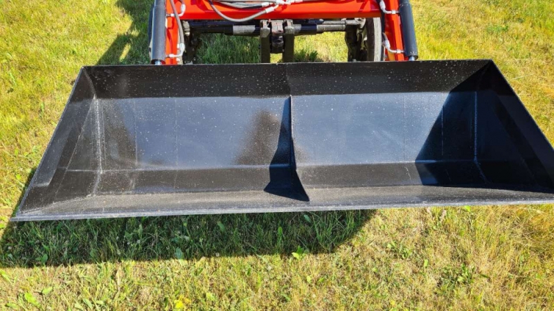 Погрузчик ПКУ-0,5 ( четыре цилиндра) на трактор Т25 с ковшом фронтальнм V=0.25м3 L=1500мм