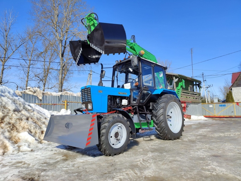 Погрузчик-экскаватор ПЭ-Ф-1БМ «Универсал Старт»